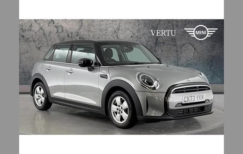 Silver Used 2023 Mini Cooper Classic Hatchback | £20,501 (Fair price) - Image 1/4