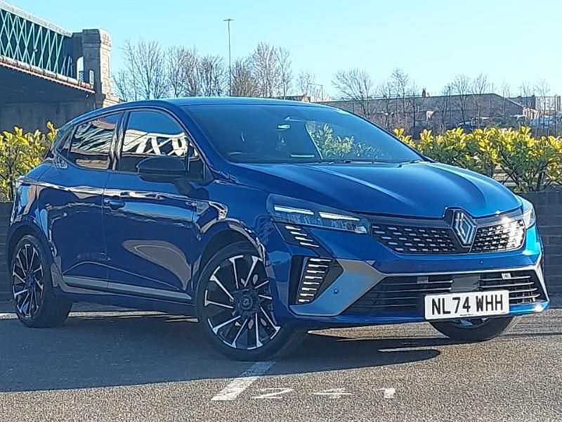 Used Renault Clio V Esprit Alpine 143 HP (105 kW) 2024 Blue Hatchback