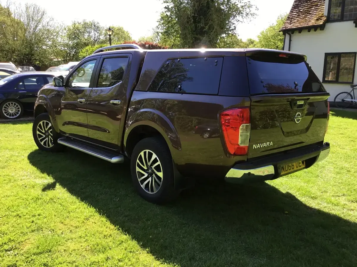 Used Nissan Navara Tekna 2016 Bronze Pickup
