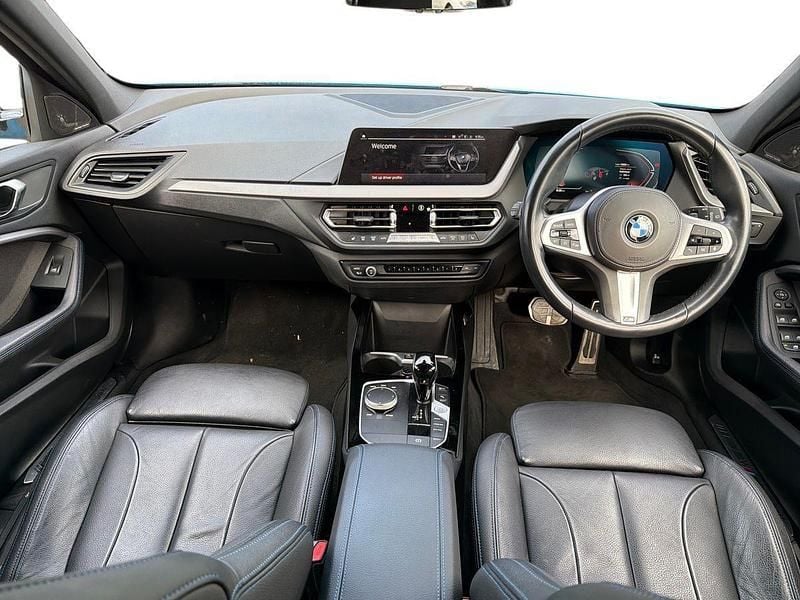 Used BMW 118 M Sport 134 HP (98 kW) 2022 Blue Hatchback