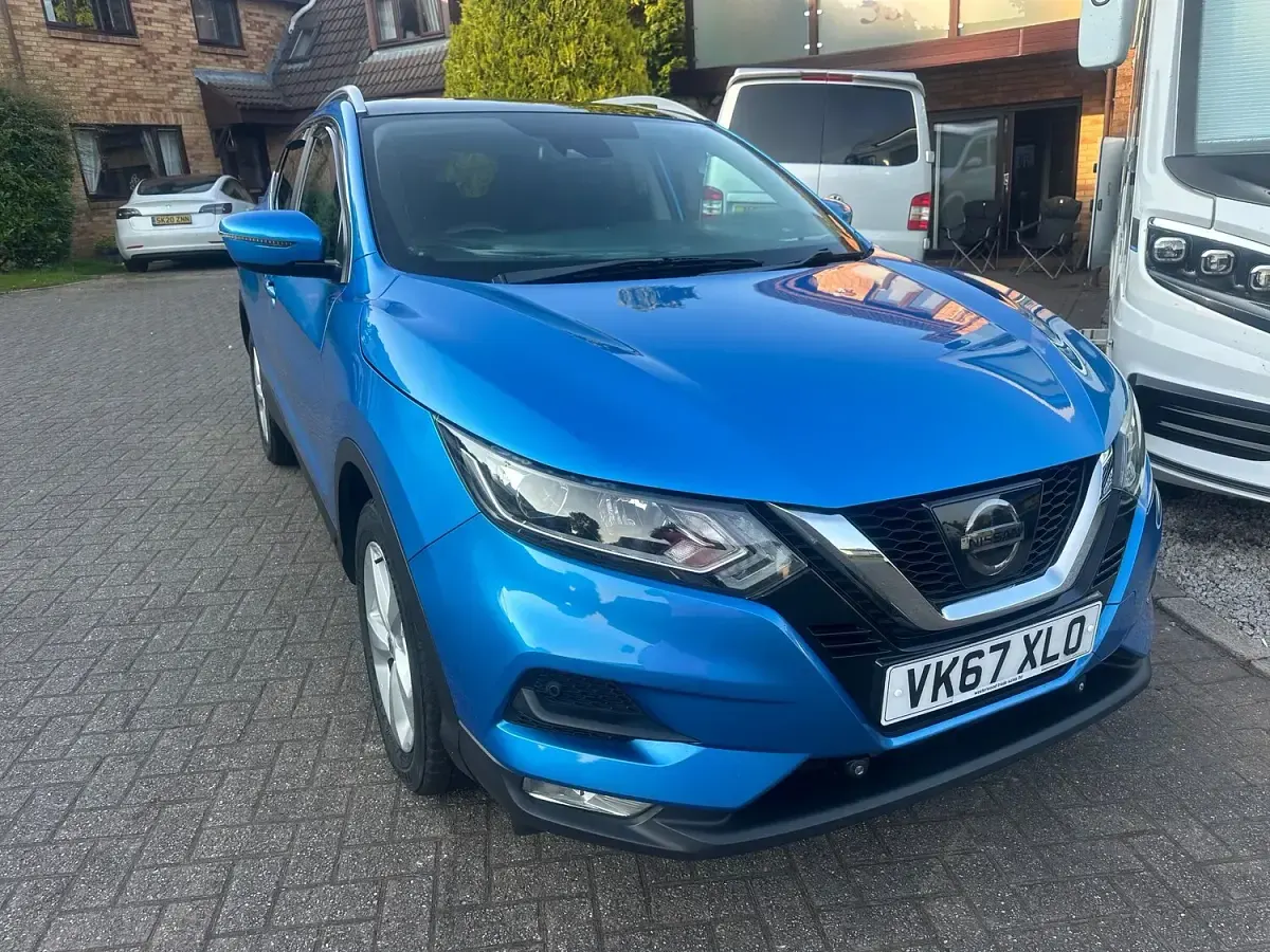 Used Nissan Qashqai Acenta 110 HP (80 kW) 2017 Blue SUV