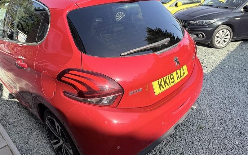 Used Peugeot 208 GT-line 109 HP (80 kW) 2019 Hatchback
