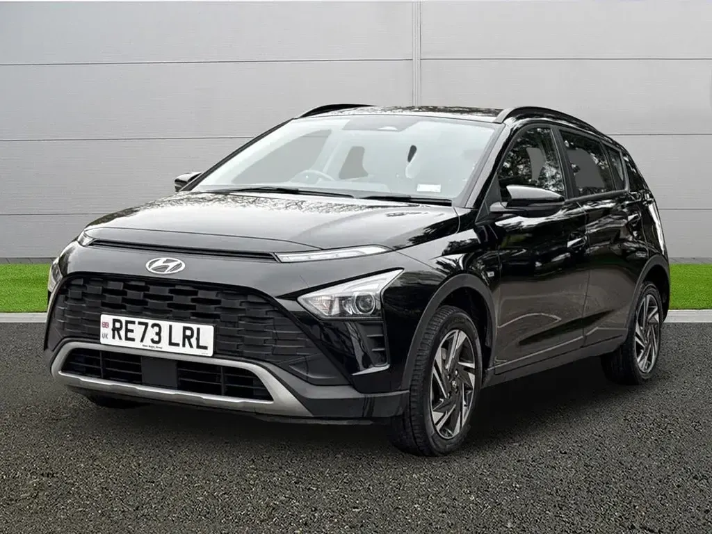 Begagnad Hyundai Bayon SE 2023 Svart SUV