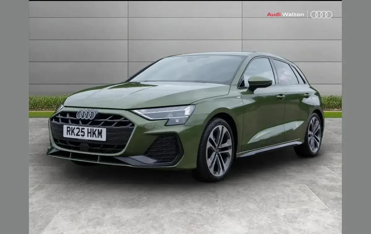 Used Audi A3 S-Line 147 HP (108 kW) 2025 Green Hatchback