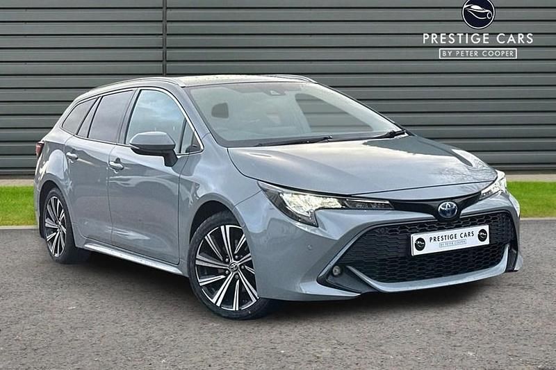Used Toyota Corolla Design 180 HP (132 kW) 2022 Grey Estate