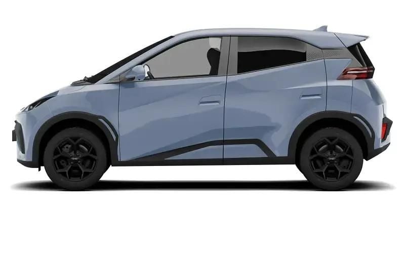 New 2025 BYD Dolphin Boost Hatchback | £21,285 (Super price) - Image 1/1