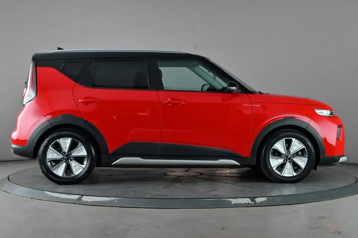 Used Kia Soul 201 HP (147 kW) 2024 Red SUV