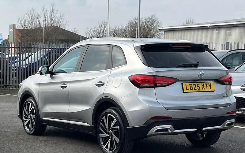 Used MG ZS Trophy 196 HP (144 kW) 2025 Silver SUV