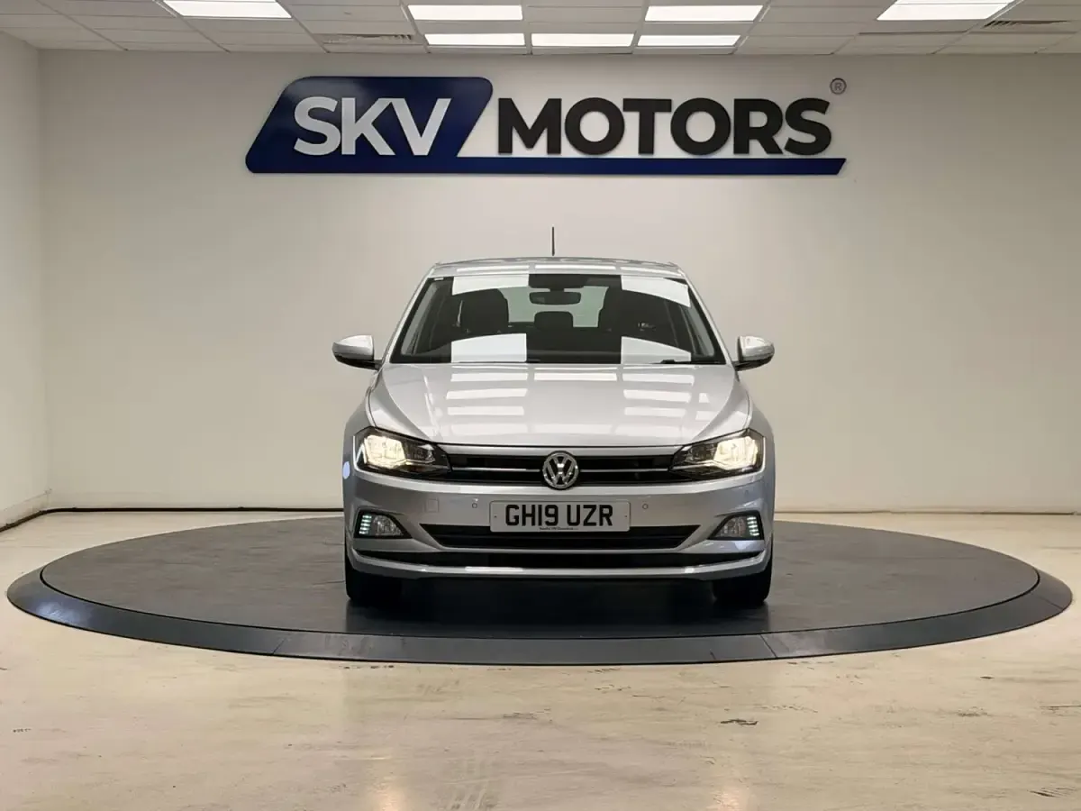 Used VW Polo SEL 115 HP (84 kW) 2019 Silver Hatchback