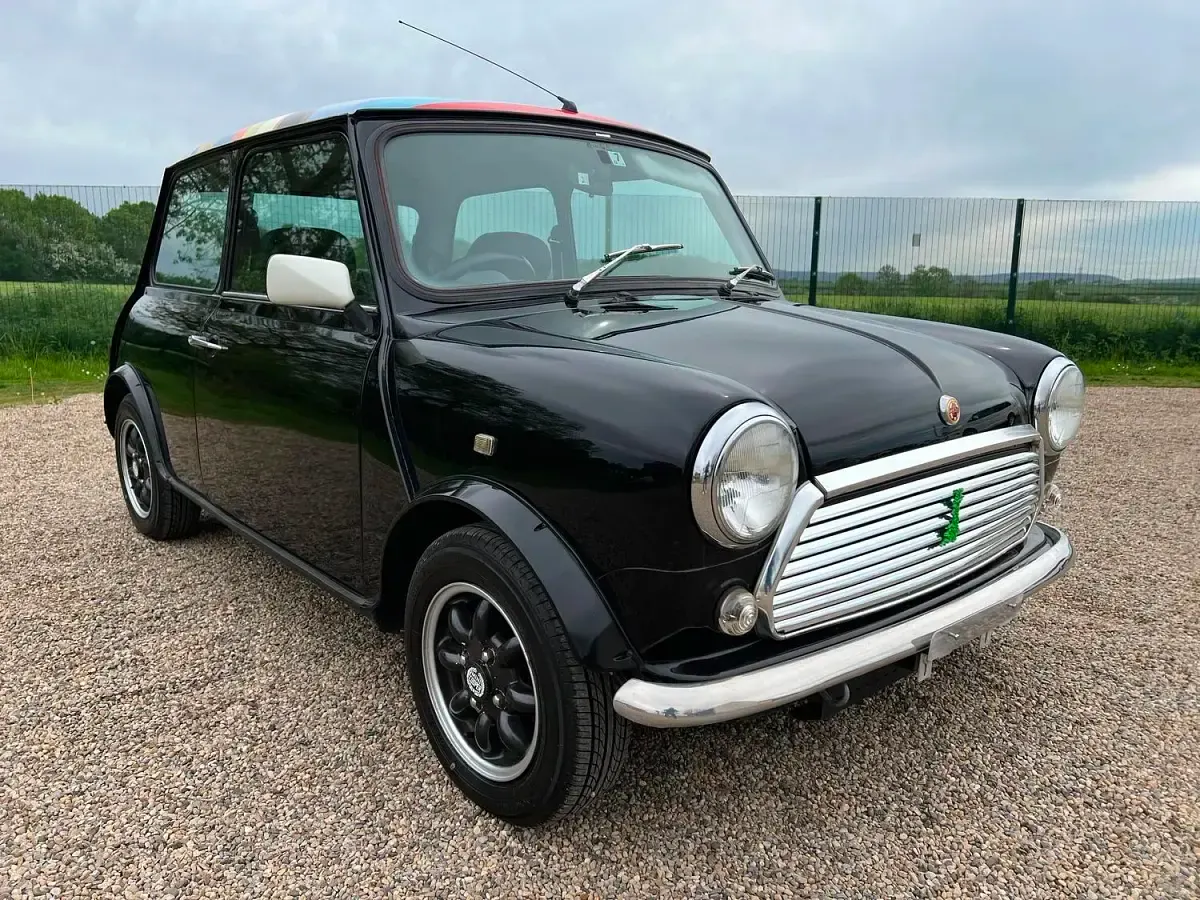 Used Rover Mini 50 HP (36 kW) 1999 Black Sedan