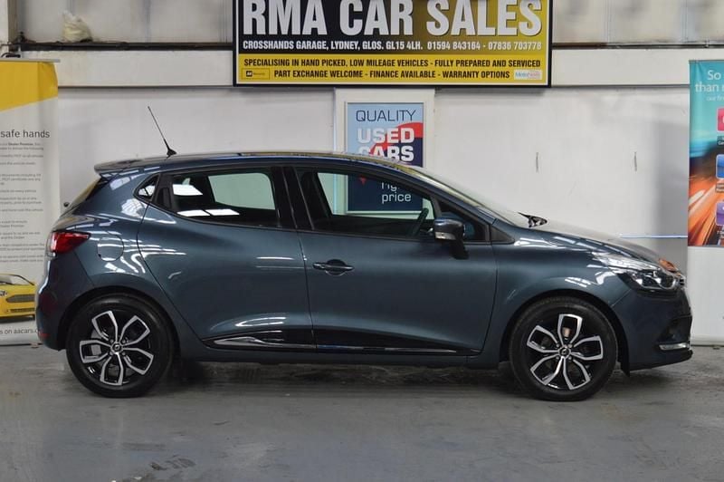Used Renault Clio IV Play 2019 Grey Hatchback
