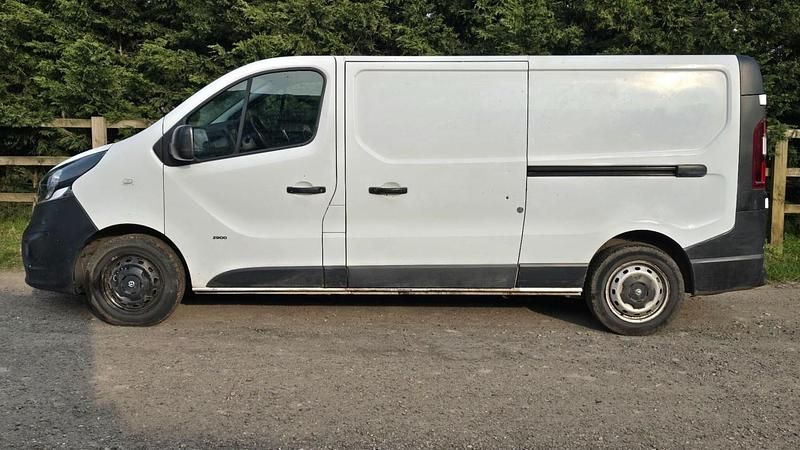 Used Vauxhall Vivaro 2015 White