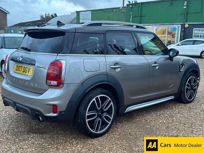 Usado Mini Cooper S 192 HP (141 kW) 2017 Prateado Citadino