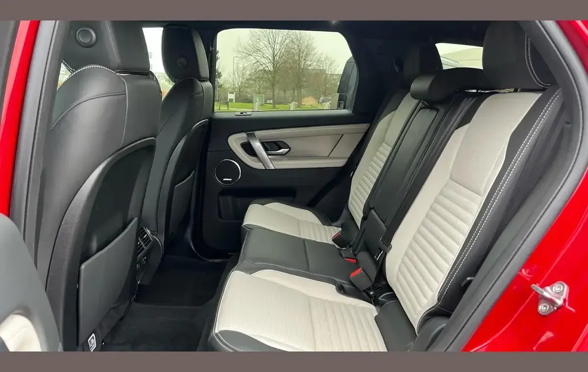 Used Land Rover Discovery Sport HSE Dynamic 200 HP (147 kW) 2024 Red SUV