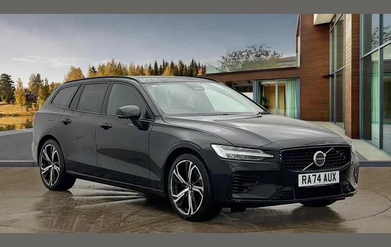 Black Used 2025 Volvo V60 Ultra Estate | £36,500 (Good price) - Image 1/4