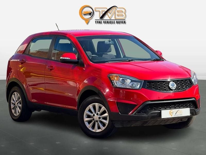 Red Used 2015 Ssangyong / KGM Korando Estate | £2,495 - Image 1/3