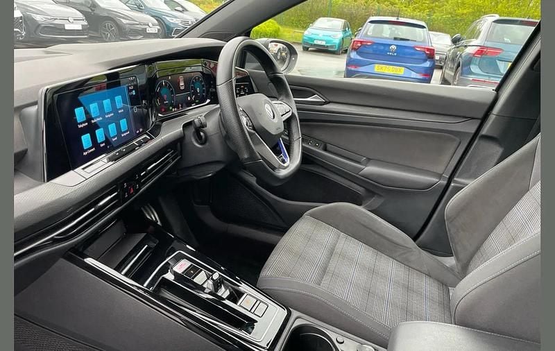 Used VW Golf VIII GTE 245 HP (180 kW) 2023 Grey Hatchback