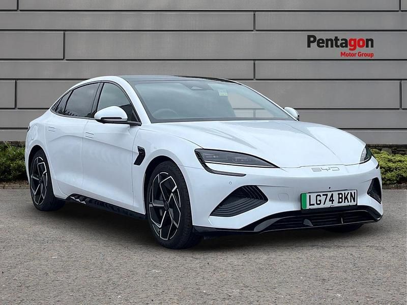 White Used 2025 BYD Seal Sedan | £34,995 (A bit pricey) - Image 1/4