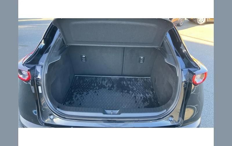 Second-hand Mazda CX-30 Edition 186 CP (136 kW) 2022 Negru SUV