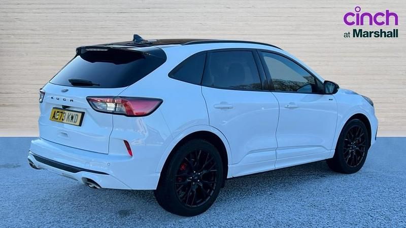 Used Ford Kuga 150 HP (110 kW) 2023 White SUV