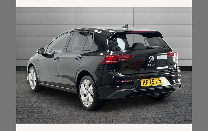 New VW Golf VIII Match 200 HP (147 kW) 2025 Black Hatchback