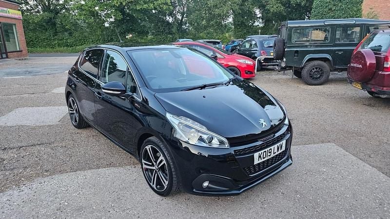 Black Used 2019 Peugeot 208 GT-line Hatchback | £5,495 (Super price) - Image 1/4