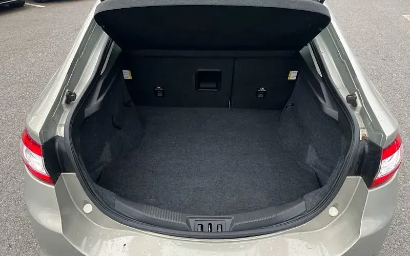 Używany Ford Mondeo Titanium 180 KM (132 kW) 2016 Srebrny Hatchback