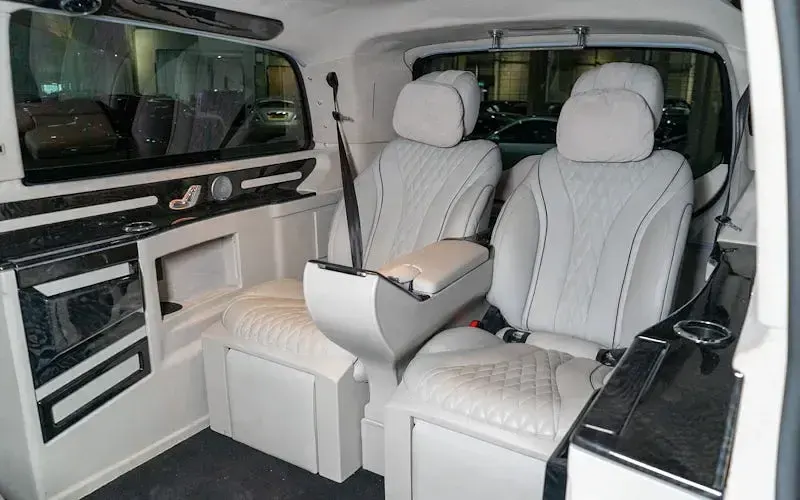 Used Mercedes V220 163 HP (119 kW) 2019 Black MPV
