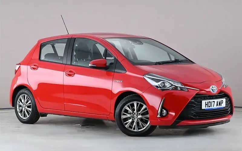 Gebraucht Toyota Yaris Hybrid 101 PS (74 kW) 2020 Kleinwagen