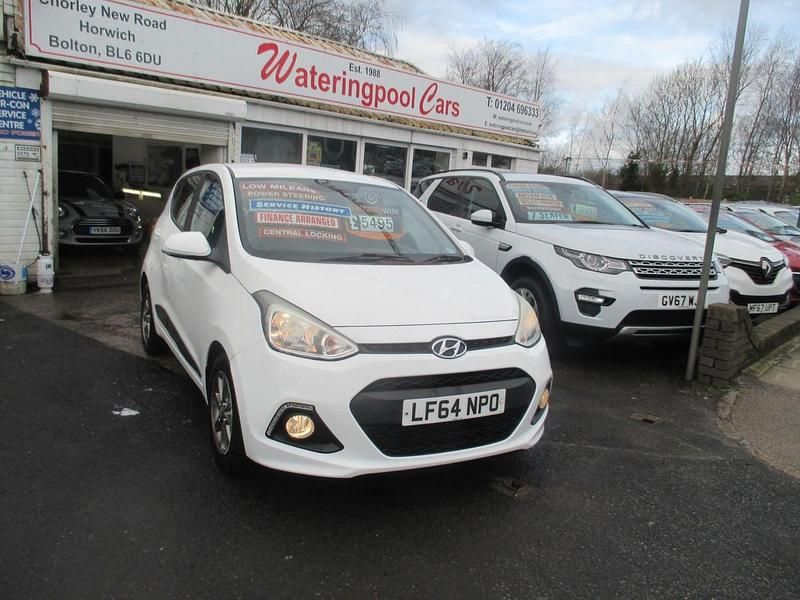 Used Hyundai i10 Premium 2014 White Hatchback