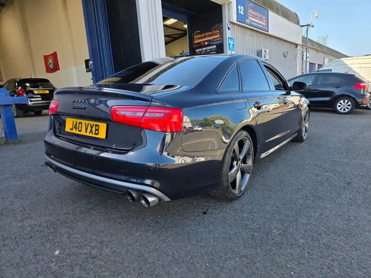 Begagnad Audi A6 2013 Blå Sedan
