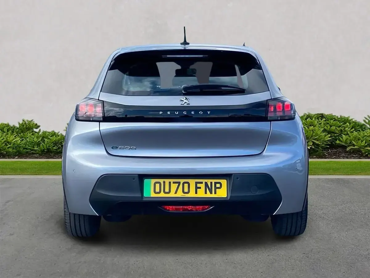 Used Peugeot e-208 Active 100 kW (136 HP) 2020 Grey Hatchback