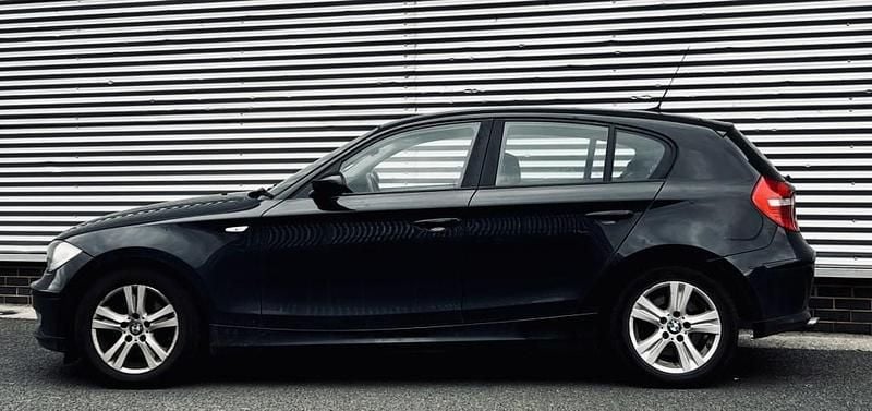 Used BMW 118 143 HP (105 kW) 2009 Black Hatchback