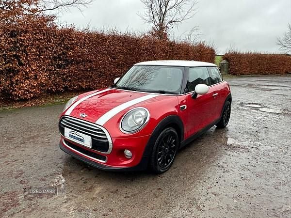 Used Mini Cooper D Hatch 2014 Red Hatchback