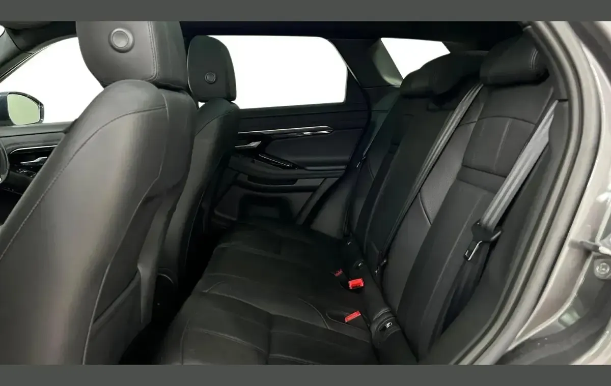 Used Land Rover Range Rover evoque SE 180 HP (132 kW) 2019 Grey SUV