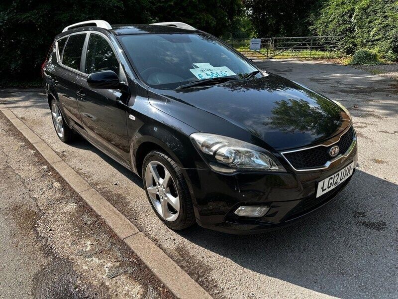 Black Used 2012 Kia Ceed 3 Estate | £3,250 (Fair price) - Image 1/4