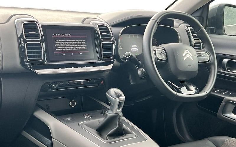 Usado Citroën C5 Flair 131 CV (96 kW) 2020 Gris Utilitario