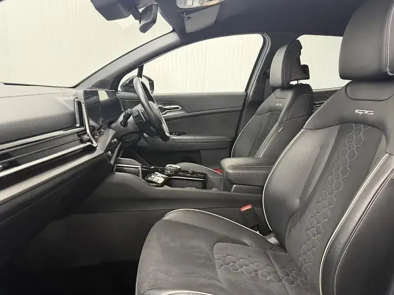 Used Kia Sportage GT-Line 136 HP (100 kW) 2023 Grey SUV
