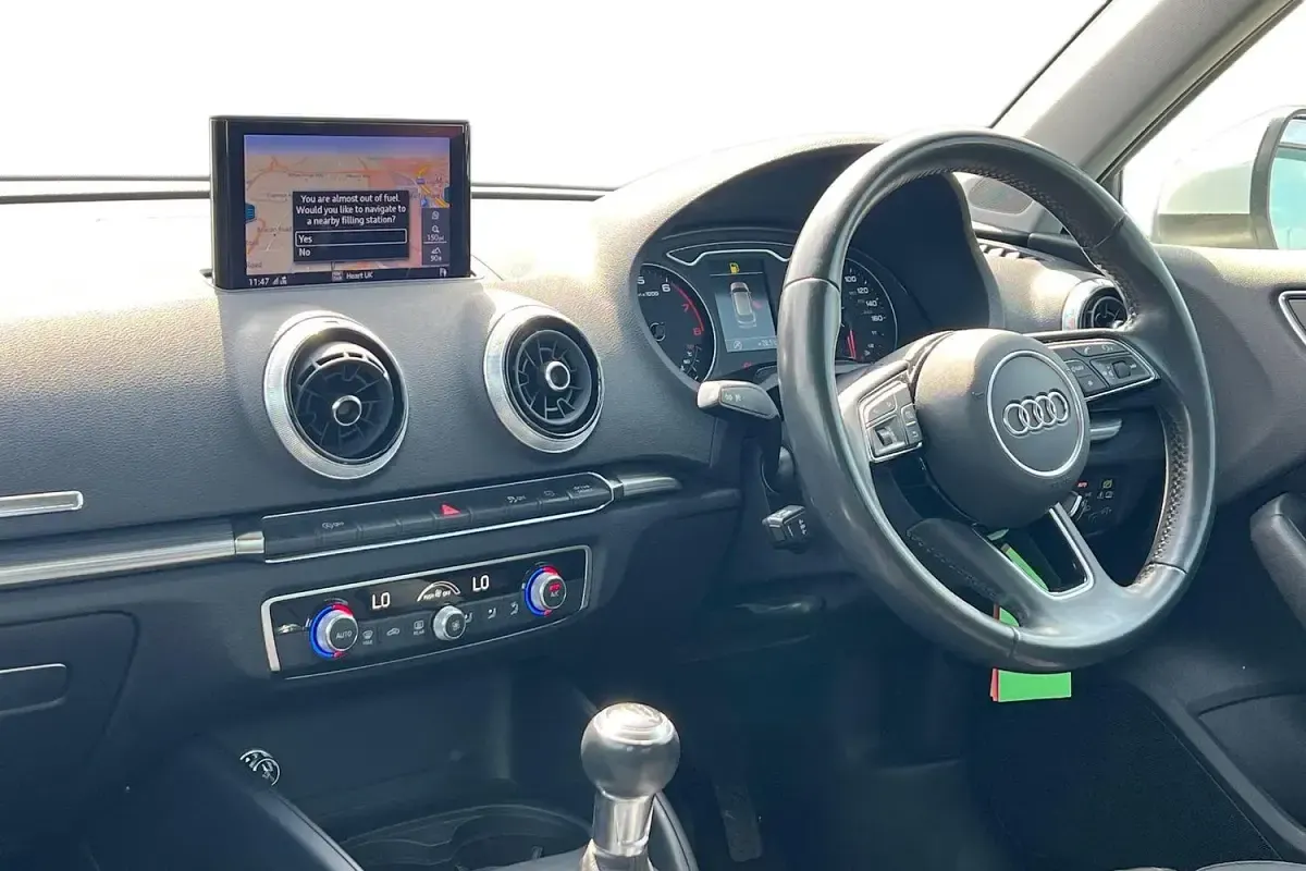 Used Audi A3 Sport 150 HP (110 kW) 2018 White Sedan