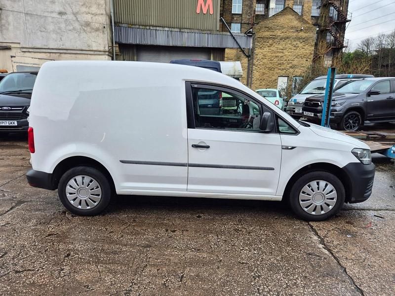 Used VW Caddy Startline 102 HP (75 kW) 2018 White MPV