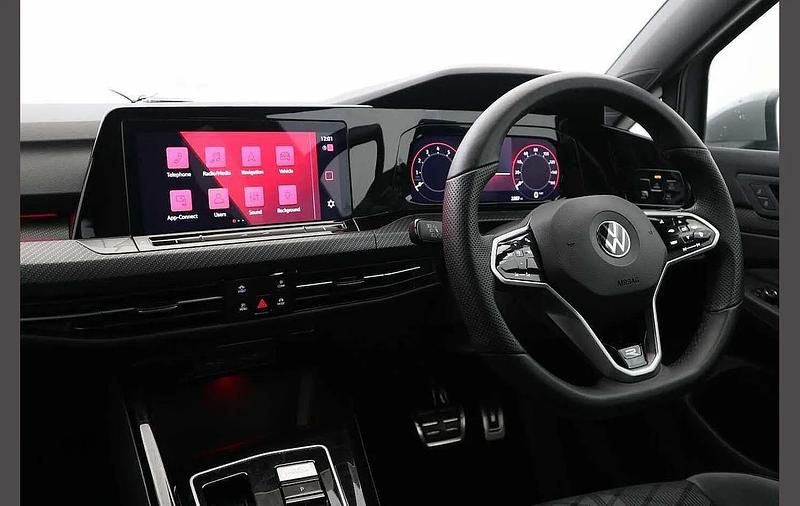 Used VW Golf VIII R-line 147 HP (108 kW) 2023 Grey Hatchback