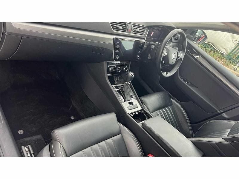 Used Skoda Superb SE L 200 HP (147 kW) 2022 Quartz grey metallic Estate