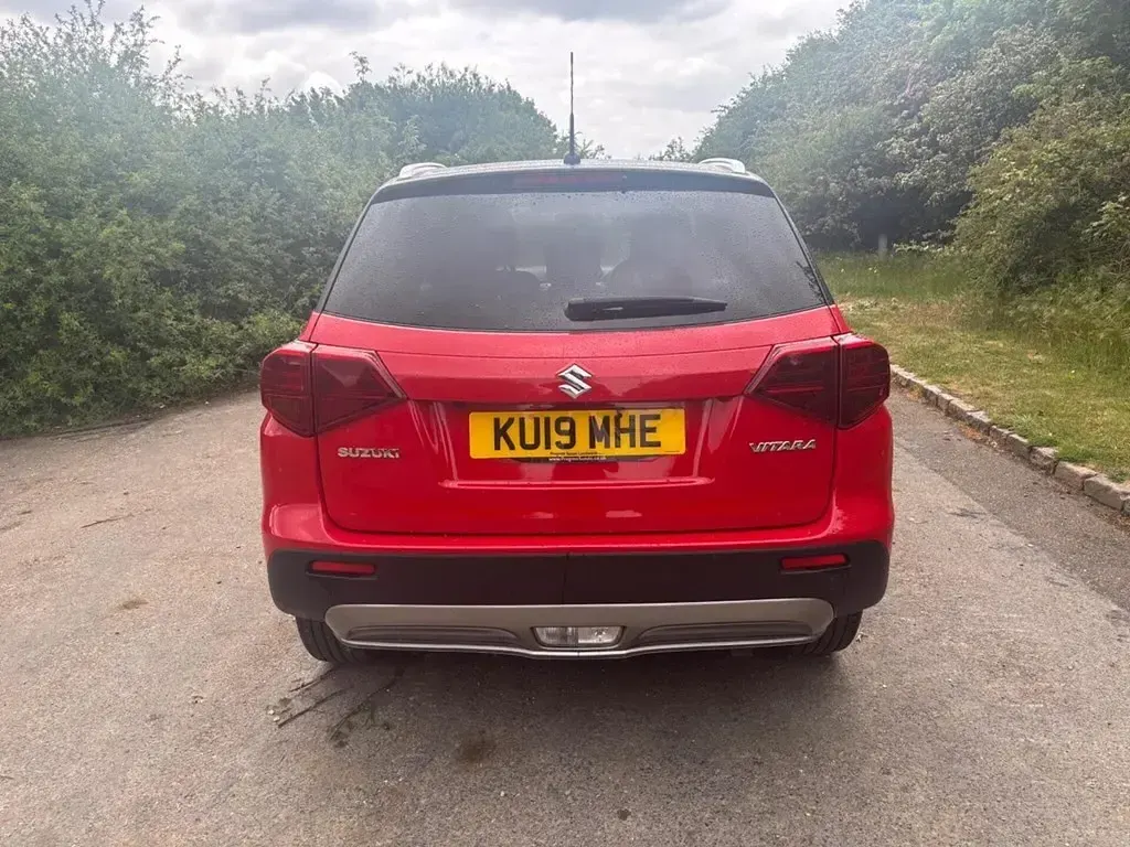 Used Suzuki Vitara SZ-T 112 HP (82 kW) 2019 Red SUV