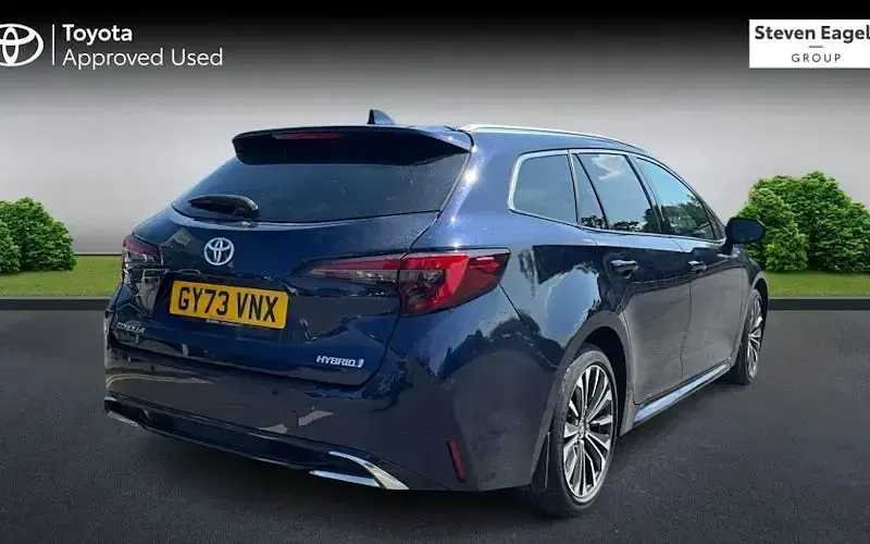 Używany Toyota Corolla Design 196 KM (144 kW) 2025 Kombi