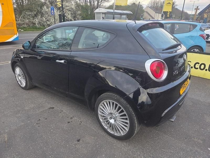 Used Alfa Romeo MiTo 105 HP (77 kW) 2016 Black Hatchback