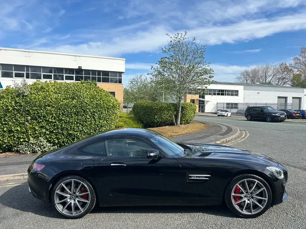 Usado Mercedes AMG GT Premium 510 HP (375 kW) 2016 Preto Coupé