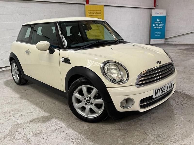 White Used 2009 Mini Cooper D Hatch Hatchback | £1,299 (Super price) - Image 1/4