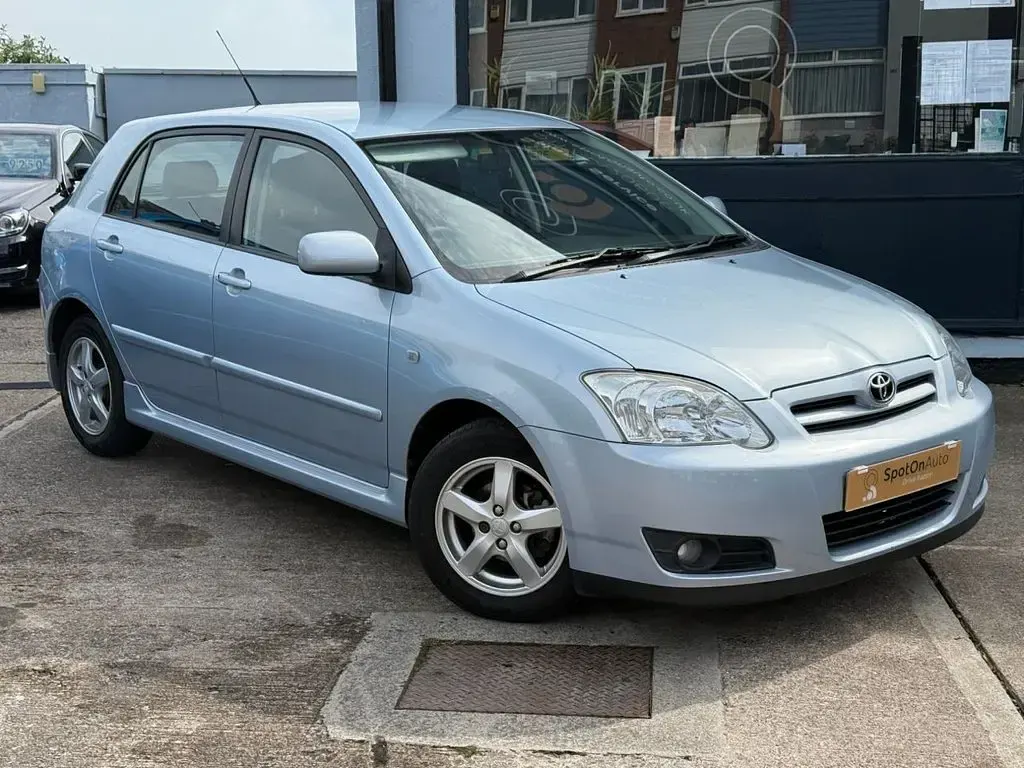 Used Toyota Corolla T3 110 HP (80 kW) 2004 Blue Hatchback