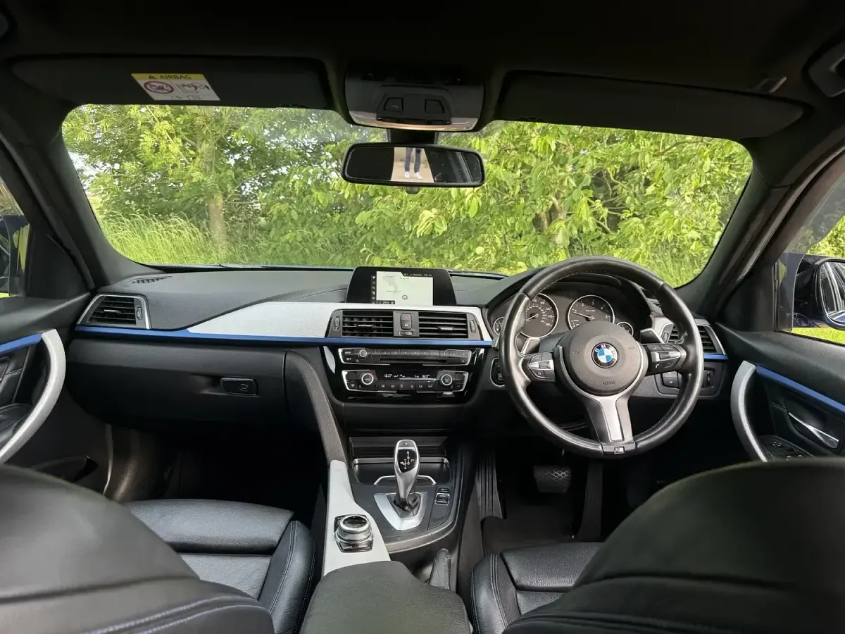 Used BMW 320 M Sport 190 HP (139 kW) 2017 Blue Sedan