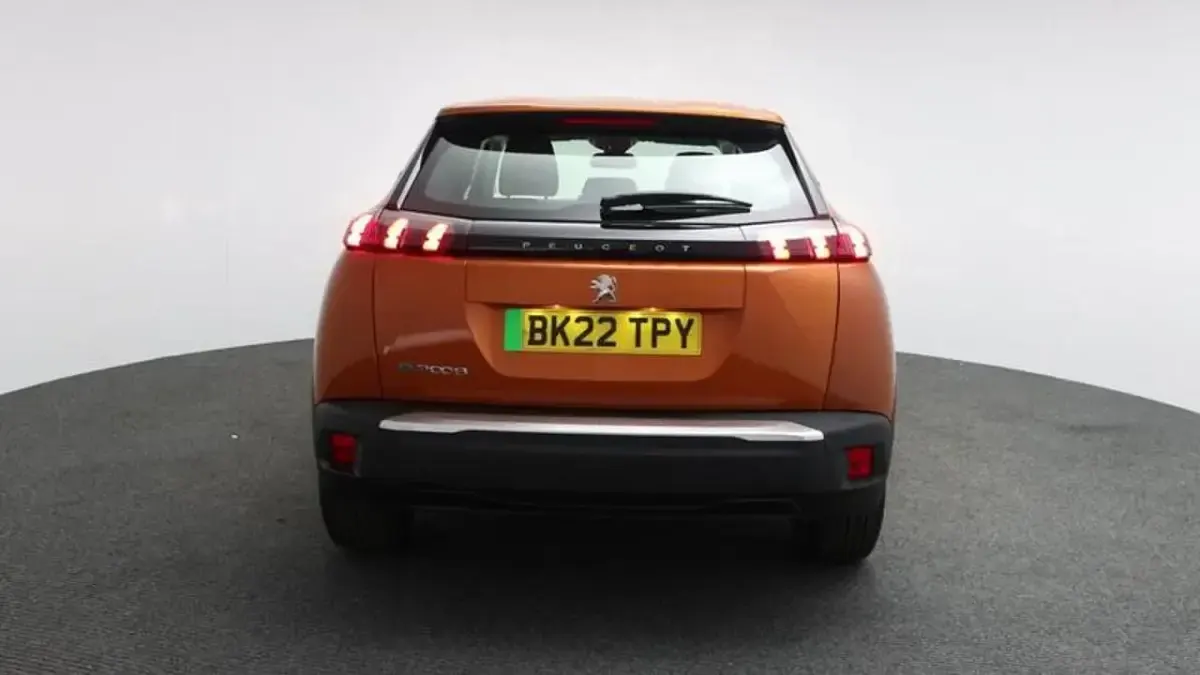 Used Peugeot e-2008 Active Premium 98 kW (134 HP) 2022 Orange SUV